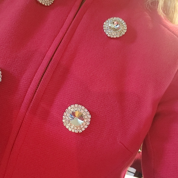 PERFECT Holiday Coat! - Picture 3 of 15